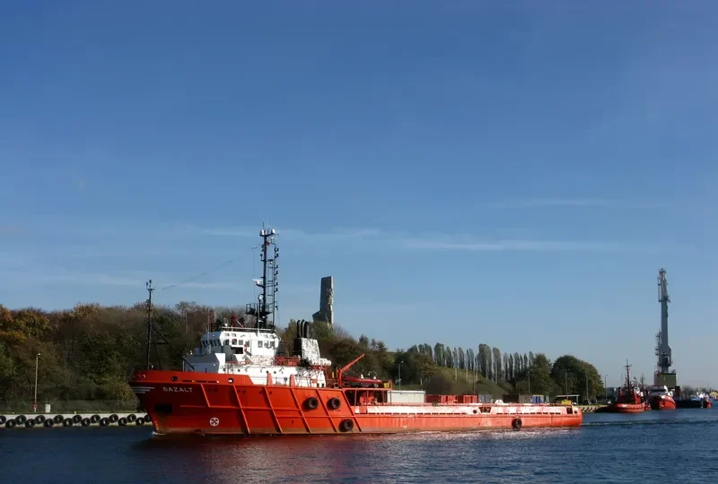 BAZALT Offshore Vessel IMO 7911636 photo 4