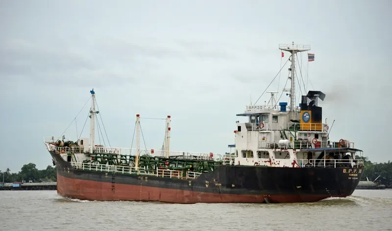 SILVER 9 Tanker IMO 7912484 photo 3