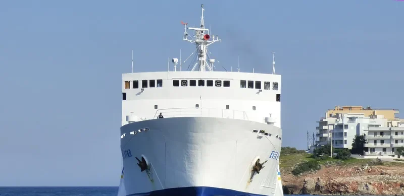 EVIA STAR Ro-Ro IMO 7912525 photo 4
