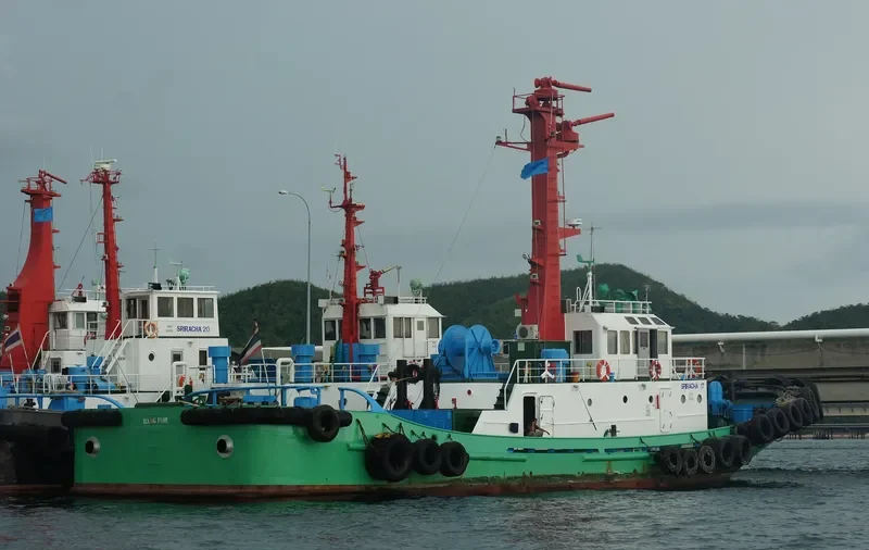 SRIRACHA 17 Tug Boat IMO 7913763 photo 6