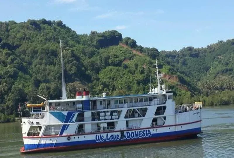 LASKAR PELANGI Ro-Ro IMO 7920651