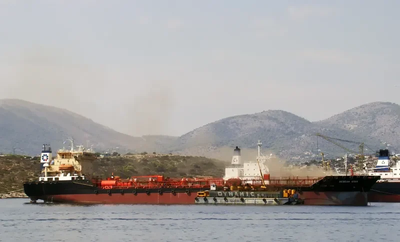 RADHE Tanker IMO 7922295 photo 3