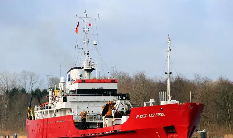 ATLANTIC EXPLORER General Cargo IMO 7924255 photo 10