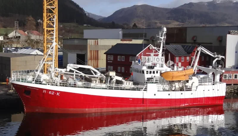 BON VOYAGE General Cargo IMO 7925156 photo 2
