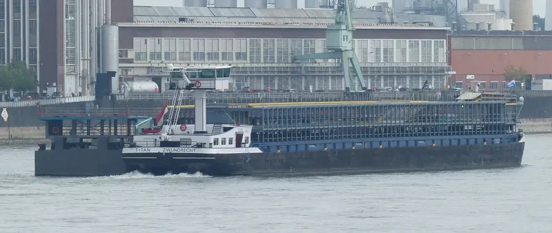 TITAN General Cargo IMO 7927726 photo 4