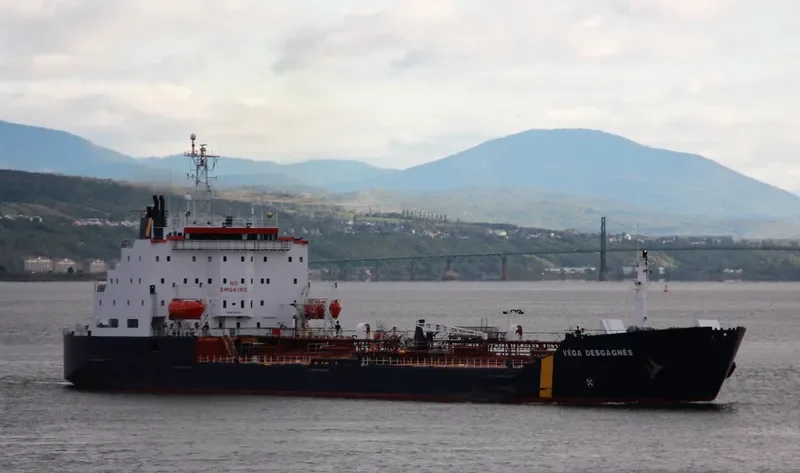 CHUKOTKA PLUS Tanker IMO 7927960 photo 2