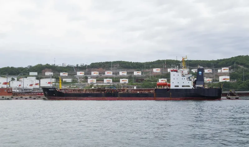 CHUKOTKA PLUS Tanker IMO 7927960 photo 4