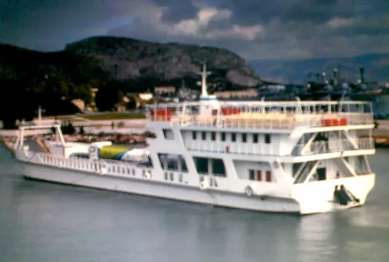 LUANA Ro-Ro IMO 7928873 photo 3
