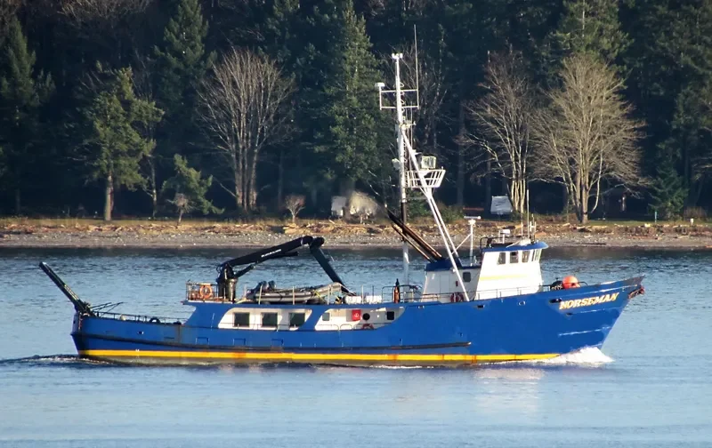 STEADFAST Research Vessel IMO 7942001 photo 4