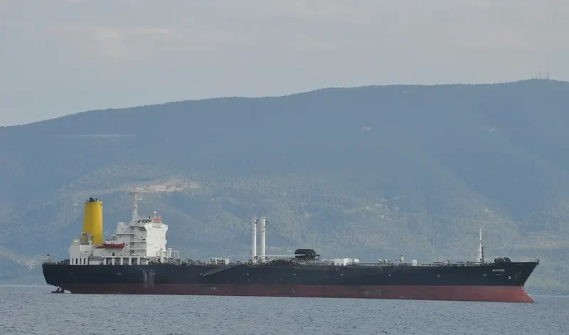 MARONI Tanker IMO 8002078 photo 9