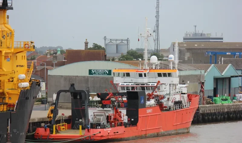 LIMA 2 Offshore Vessel IMO 8002200 photo 6