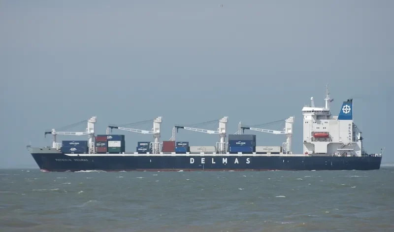 OCEAN BOX Container Ship IMO 8002561 photo 5