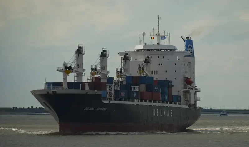 KISS Container Ship IMO 8002585 photo 3