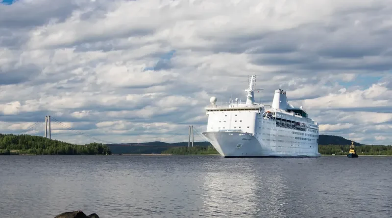 OCEAN GALA 1 Passenger Ship IMO 8002597 photo 3
