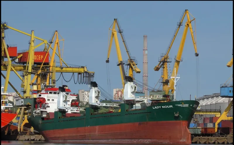 LADY NOUR General Cargo IMO 8002822 photo 5