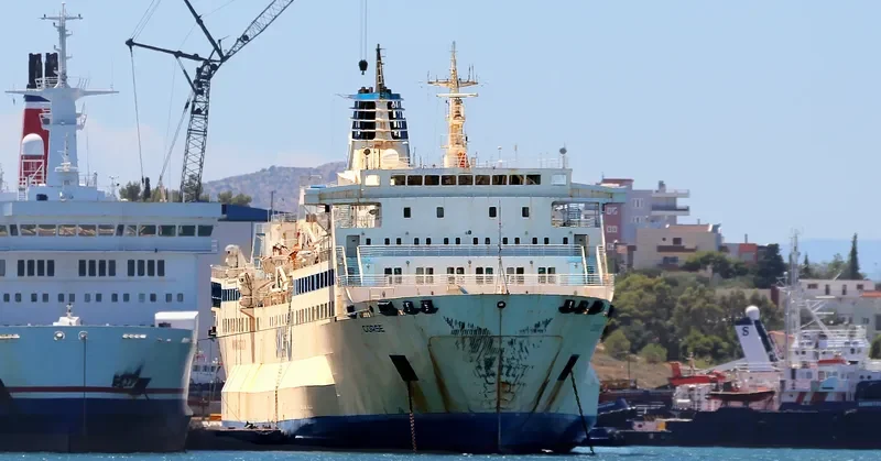 GRAND FERRY Ro-Ro IMO 8003620 photo 8