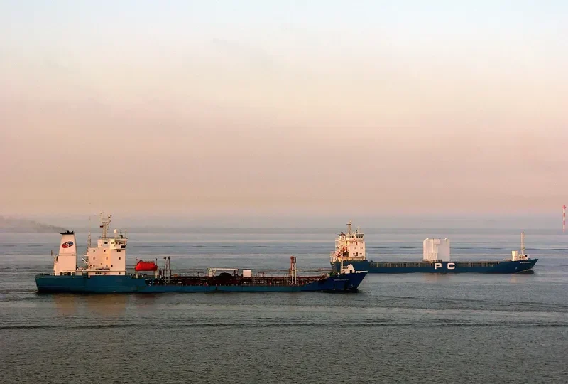 STAR ALPHA Tanker IMO 8007080 photo 2