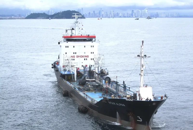 STAR ALPHA Tanker IMO 8007080 photo 3
