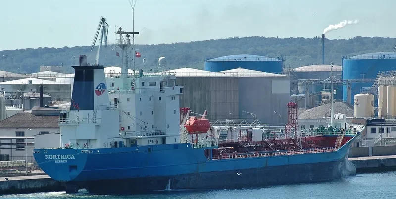 STAR ALPHA Tanker IMO 8007080 photo 4
