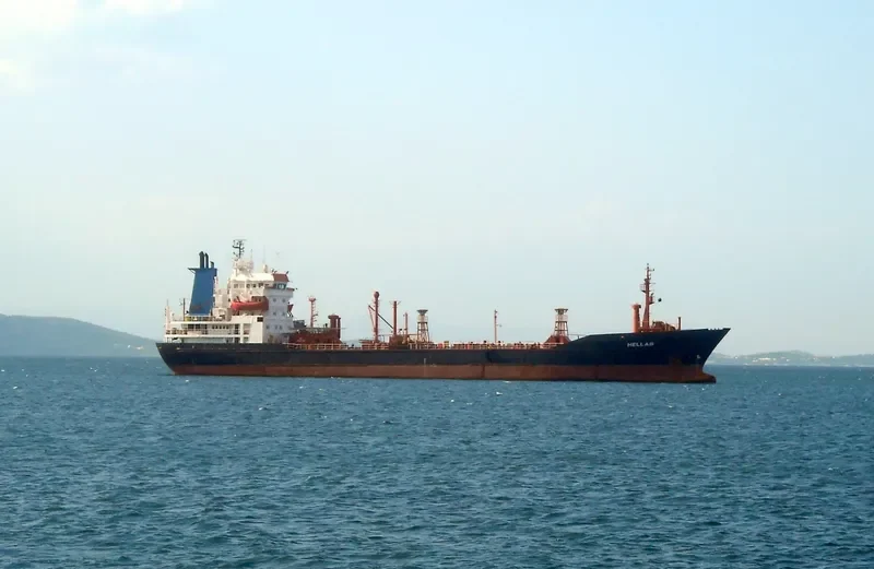 HELLAS M Tanker IMO 8007121 photo 7