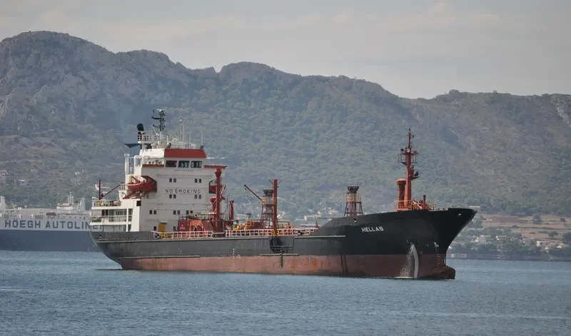 HELLAS M Tanker IMO 8007121 photo 9
