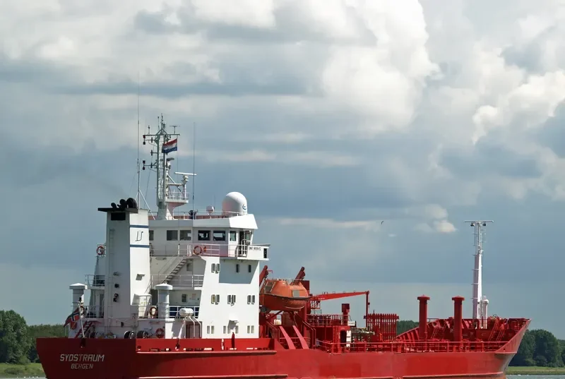 SISTRAUM Tanker IMO 8008412