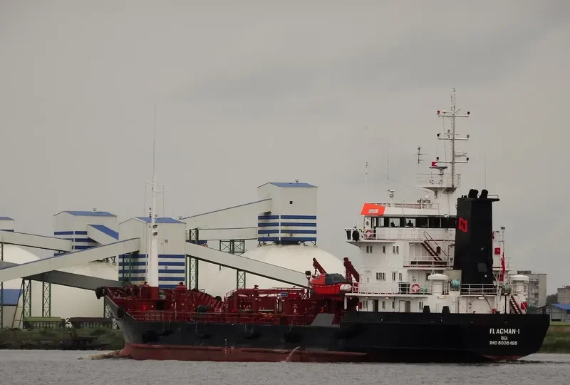 FLAGMAN 1 Tanker IMO 8008498