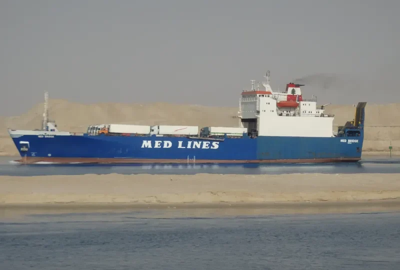 MED BRIDGE Ro-Ro IMO 8009052 photo 2