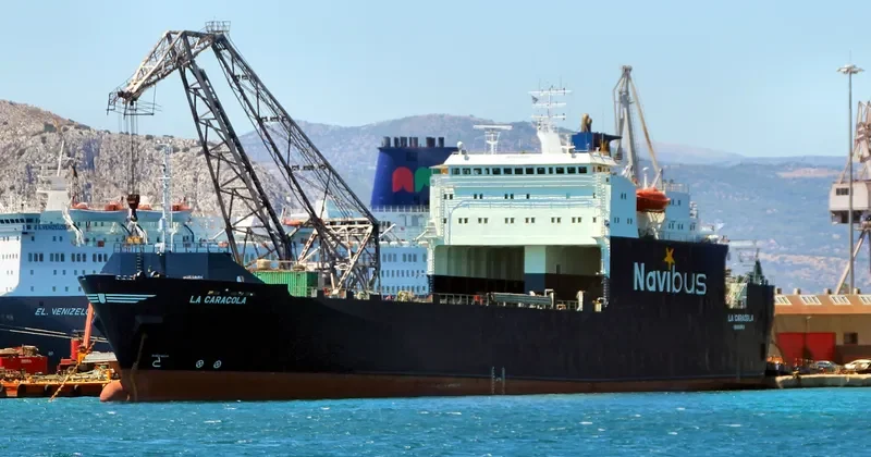 LA CARACOLA Ro-Ro IMO 8009088 photo 7
