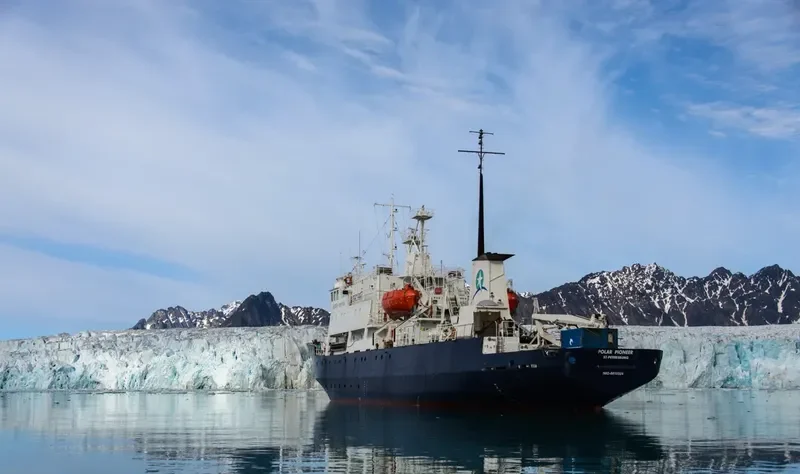 POLAR PIONEER Passenger Ship IMO 8010324 photo 5