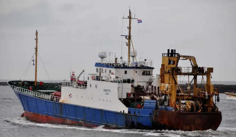 DZINTARSAULE General Cargo IMO 8012085 photo 2