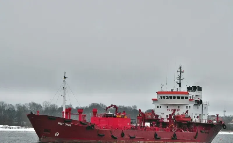 WEST LYNDA Tanker IMO 8012097 photo 10