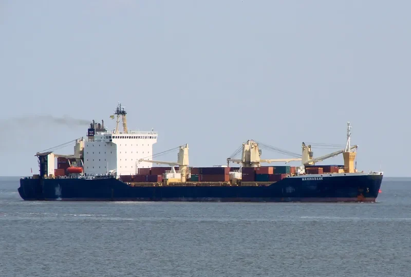 MAHINABANK Ro-Ro IMO 8013077 photo 3