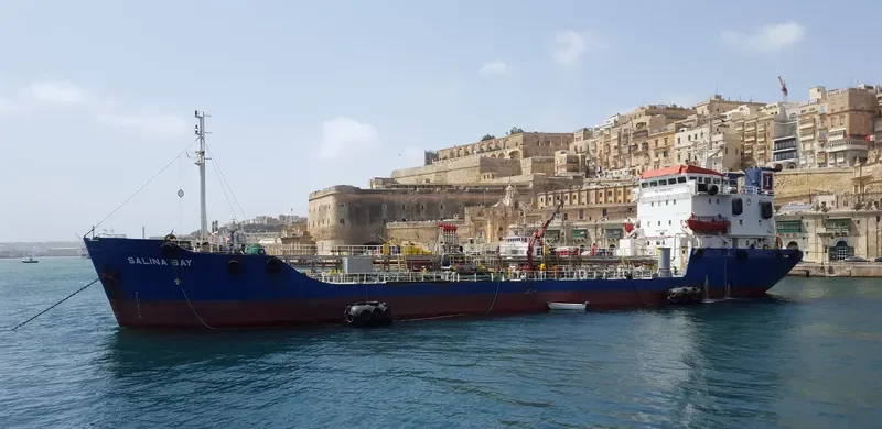 SALINA BAY Tanker IMO 8013118 photo 4