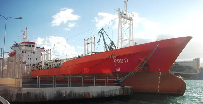 AVALON M Tanker IMO 8013120 photo 5