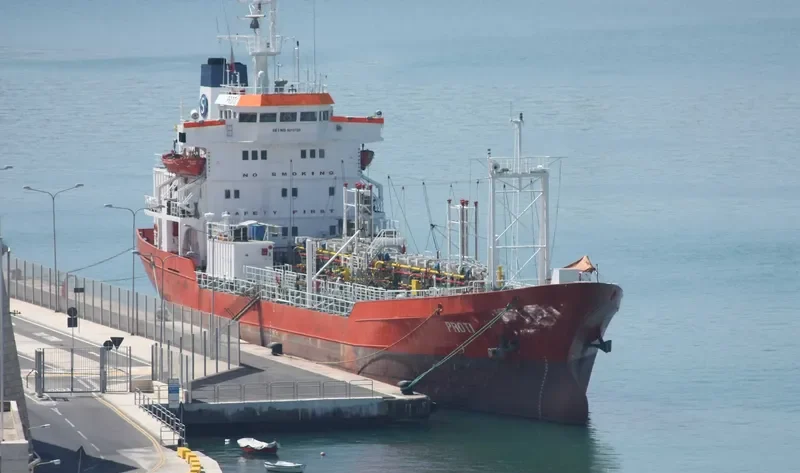AVALON M Tanker IMO 8013120 photo 10