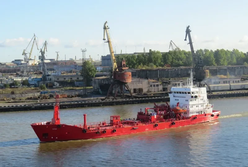 FREYA Tanker IMO 8015881 photo 6