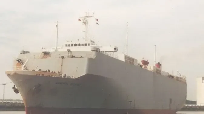 ORIENTAL HIGHWAY Ro-Ro IMO 8020214 photo 3