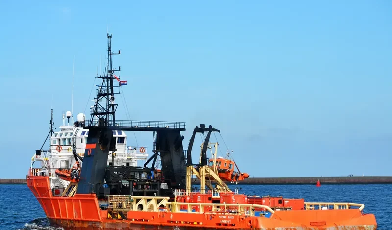 PUTFORD ROVER Offshore Vessel IMO 8021751 photo 4