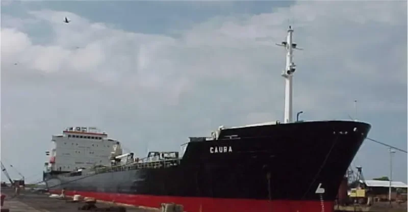 CAURA Tanker IMO 8022858 photo 4