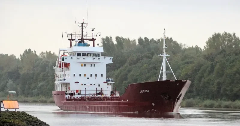 SCANBIO ORATECA Tanker IMO 8023527 photo 2
