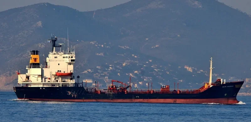 ALFA AKDENIZ Tanker IMO 8027705 photo 4
