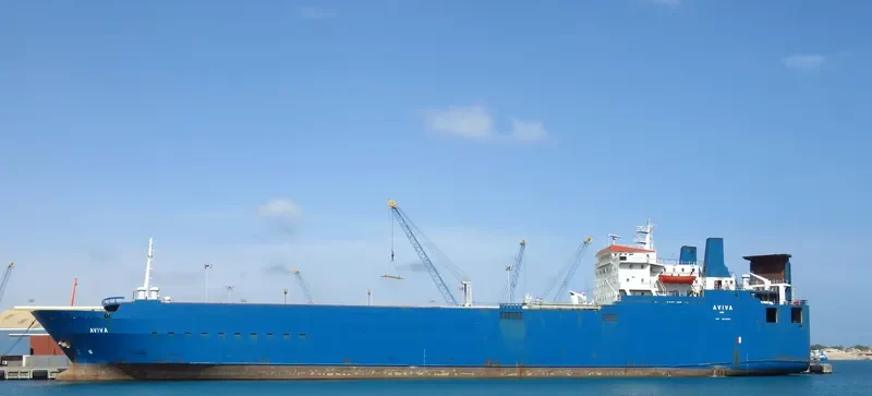 AVIVA Ro-Ro IMO 8030283 photo 9