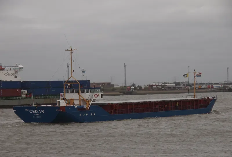 FOM General Cargo IMO 8100624 photo 8