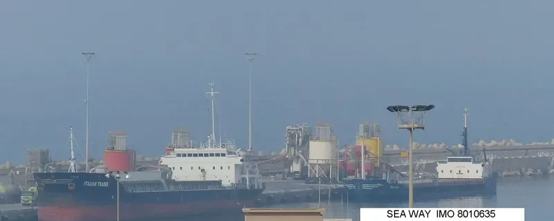 ITALIAN TRADER General Cargo IMO 8100739 photo 10