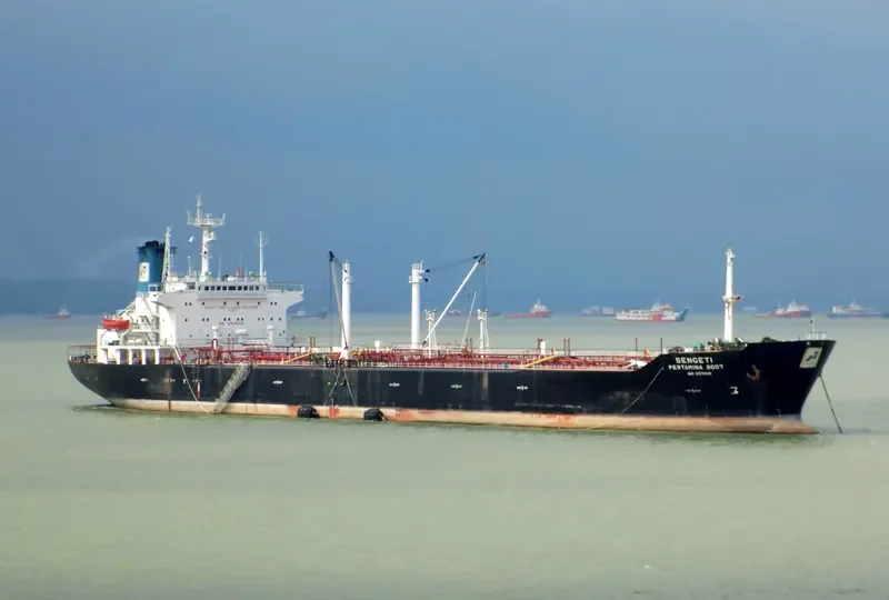 SENGETI/PERTAMINA 3007 Tanker IMO 8103420 photo 3