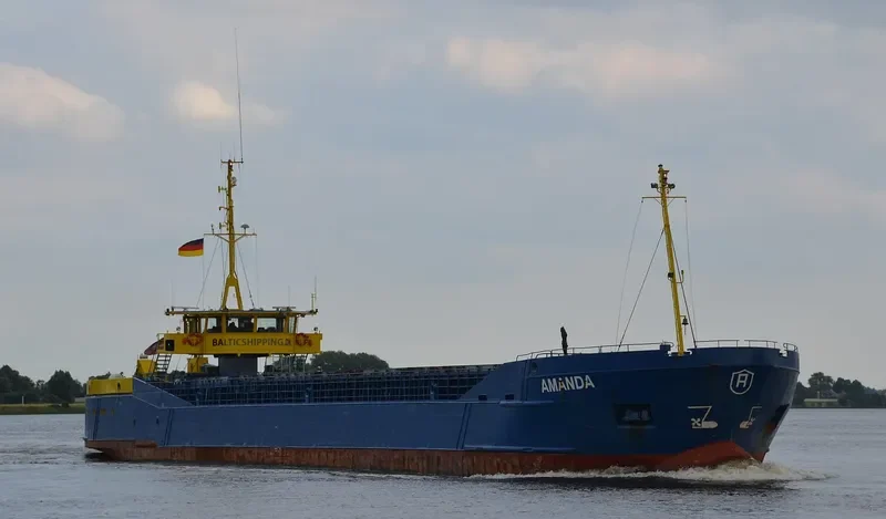 AMANDA General Cargo IMO 8104565 photo 2