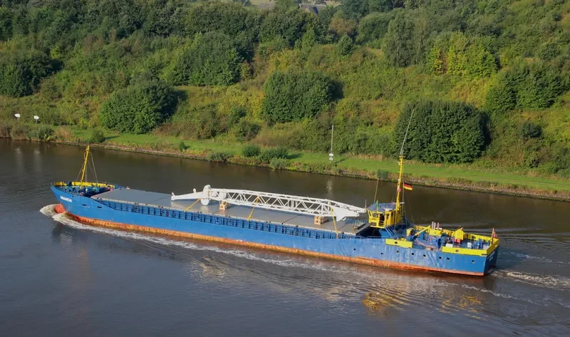 AMANDA General Cargo IMO 8104565 photo 4
