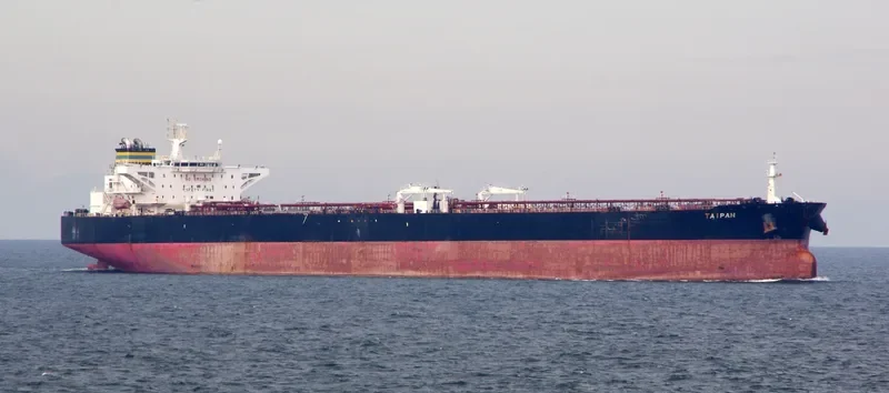 TAIPAN Tanker IMO 8105911 photo 2