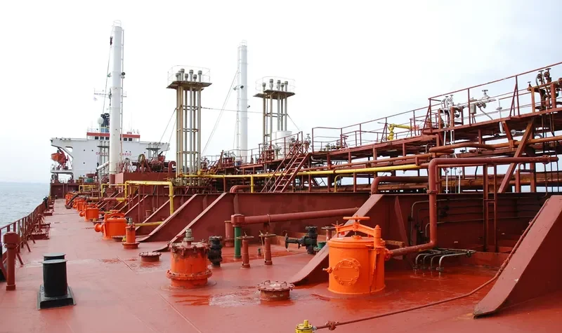 TAIPAN Tanker IMO 8105911 photo 3